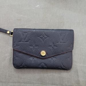 Louis vuitton card holder